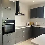 Rez De Chaussee De Maison, Direct Plage, Grand T4 *