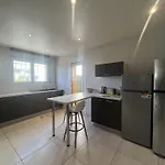Apartamento Rez De Chaussee De Maison, Direct Plage, Grand T4 Fréjus