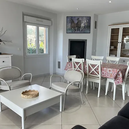 Apartamento Rez De Chaussee De Maison, Direct Plage, Grand T4 *