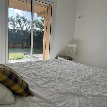 Rez De Chaussee De Maison, Direct Plage, Grand T4 Фрежюс