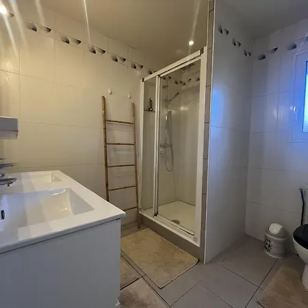 Lejlighed Rez De Chaussee De Maison, Direct Plage, Grand T4