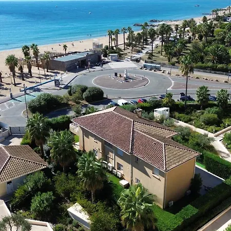 Rez De Chaussee De Maison, Direct Plage, Grand T4 *